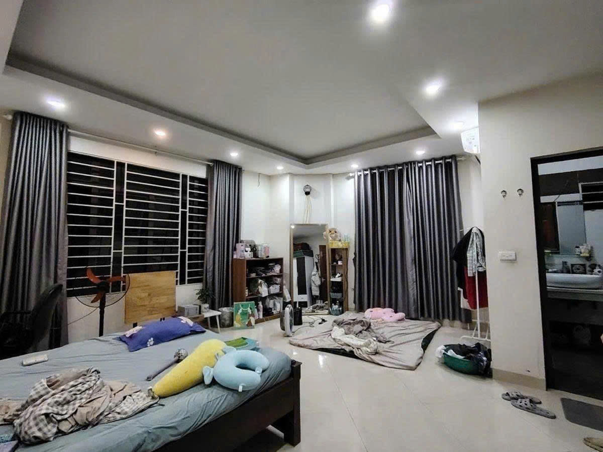 BA ĐÌNH – SỐNG TRONG LÕI GIÁ TRỊ – NHÀ ĐẸP Ở NGAY – LÔ GÓC THOÁNG HIẾM CÓ

Hoàng Hoa Thám – 15996706