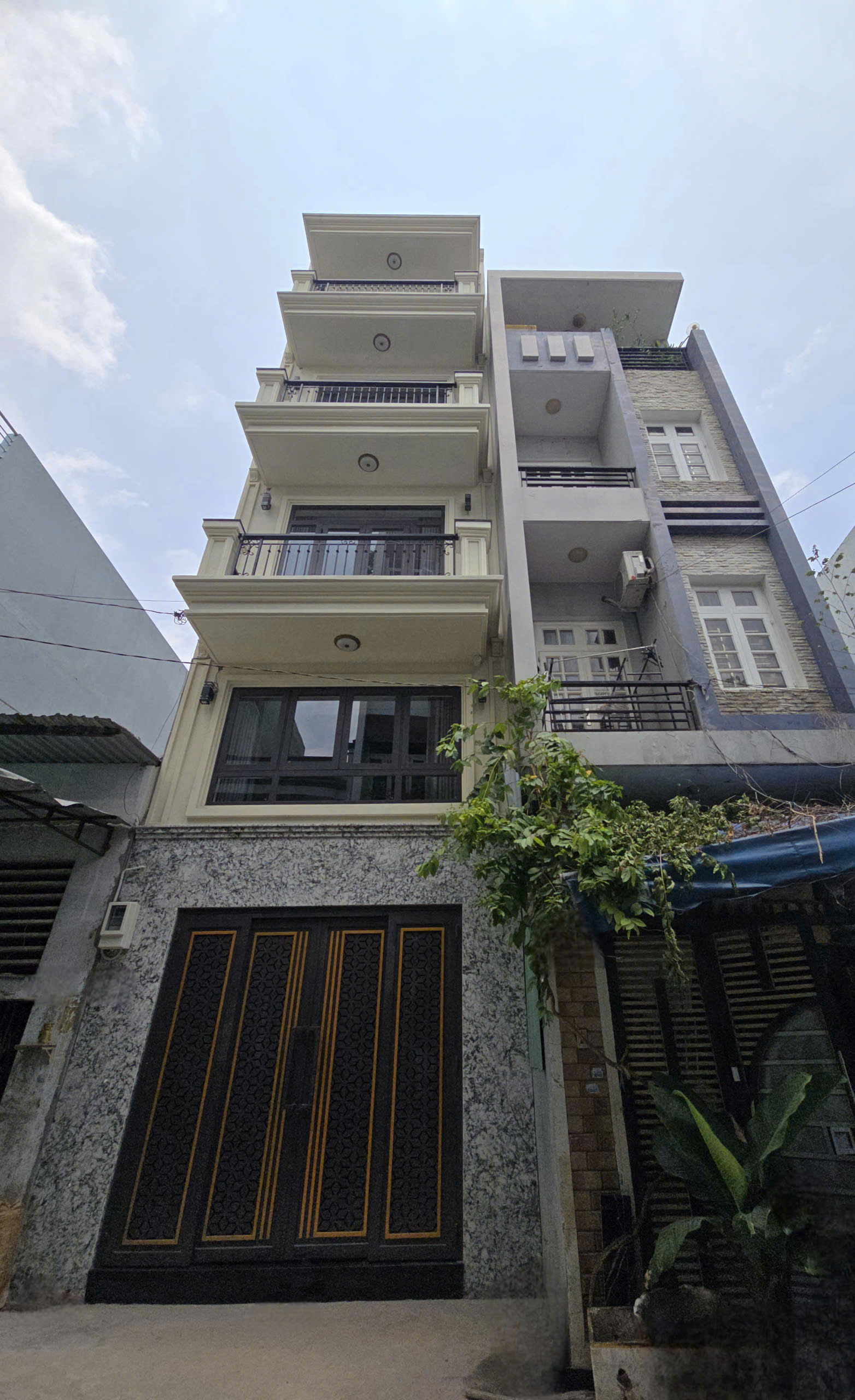 MẶT TIỀN HẺM XE TẢI HUỲNH THIỆN LỘC 52M2 5 TẦNG THANG MÁY CHỈ 10.6 TỶ
 15996707