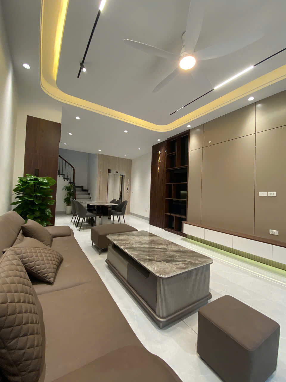 ÁN NHÀ THƯỢNG THANH – 5 TẦNG THANG MÁY – FULL NỘI THẤT – 10.5 TỶ 15996711