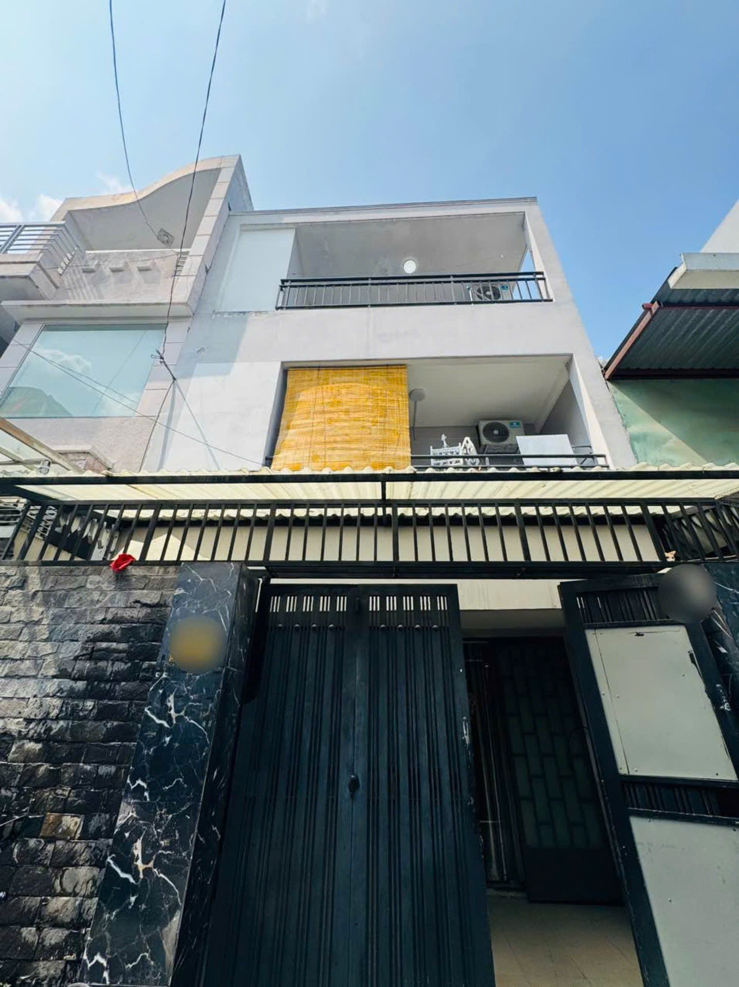 NGUYỄN CỬU VÂN - ĐỐI DIỆN ĐH KINH TẾ - QUA CẦU TỚI Q.1 - XE TẢI THÔNG - SỔ VUÔNG A4 - CHỈ 8x TỶ 15996724