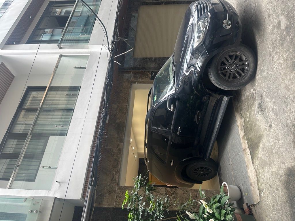 Bán nhà Ngọc Thuỵ 44m x 7T gara oto thang máy nhỉnh 15t còn tl 15996777