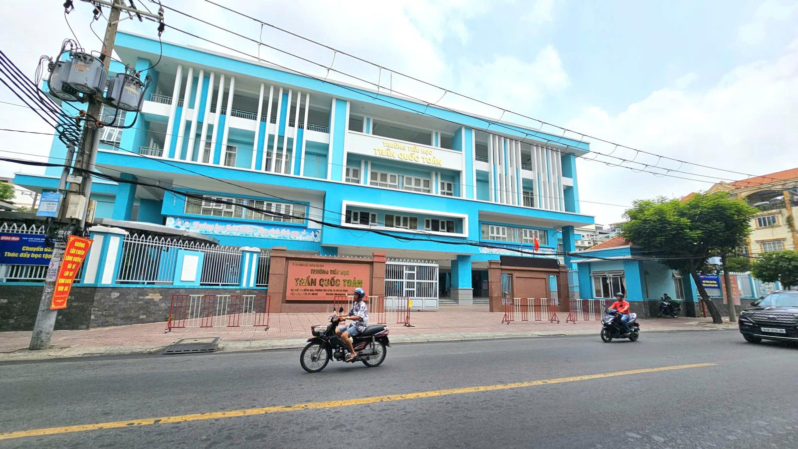 Nhà Mặt tiền khu 307/23 Bàu Cát, Tân Bình 133m2 - 15 tỷ - Sổ Hồng, Đông Nam, 2 Tầng 15996781