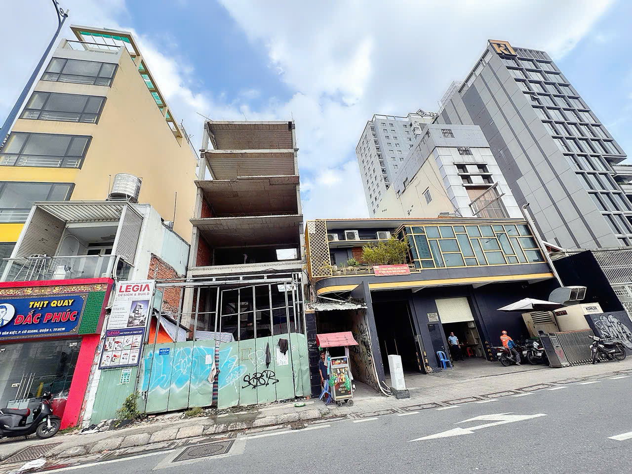 BÁN NHÀ MT 4M VIEW SÔNG Đ.VÕ VĂN KIỆT, P.CÔ GIANG, QUẬN 1 - 88M2 - NGAY GÓC TRẦN ĐÌNH XU * LH GIANG 15996793