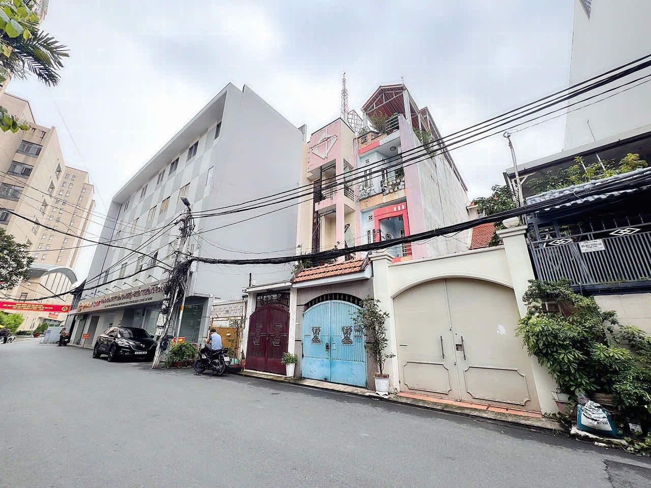 BÁN NHÀ 4 TẦNG HXH 10M Đ.NGUYỄN TRÃI, QUẬN 1 - NGAY BỘ CÔNG AN - KHU VIP HIẾM BÁN * LH GIANG GIANG: 15996794