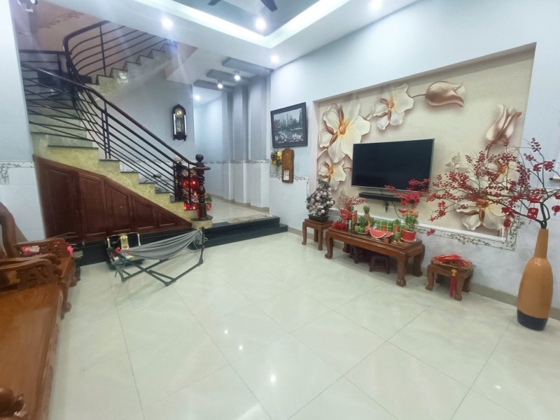 Bán nhà đường số 26, Phường Tăng Nhơn Phú A, Q9, Thủ Đức, TP HCM. DT 150m2, 3 tầng. Giá - 12.99 tỷ. 15996808