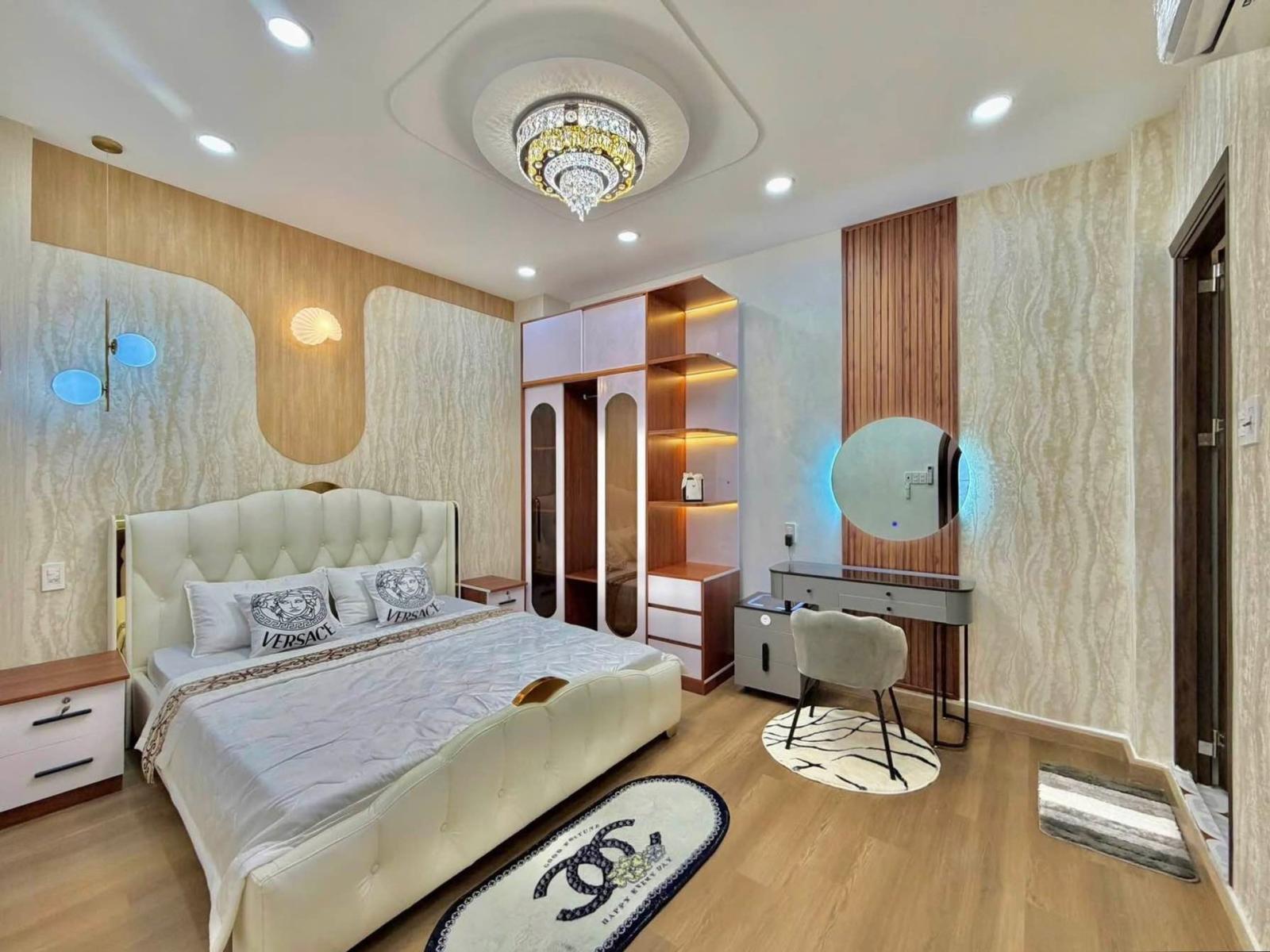 SIÊU PHẨM TOWN HOUSE - KHU VIP ĐOÀN THỊ ĐIỂM - TRUNG TÂM PHÚ NHUẬN - VÀI BƯỚC RA OTÔ - 4 TẦNG SÂN 15996831
