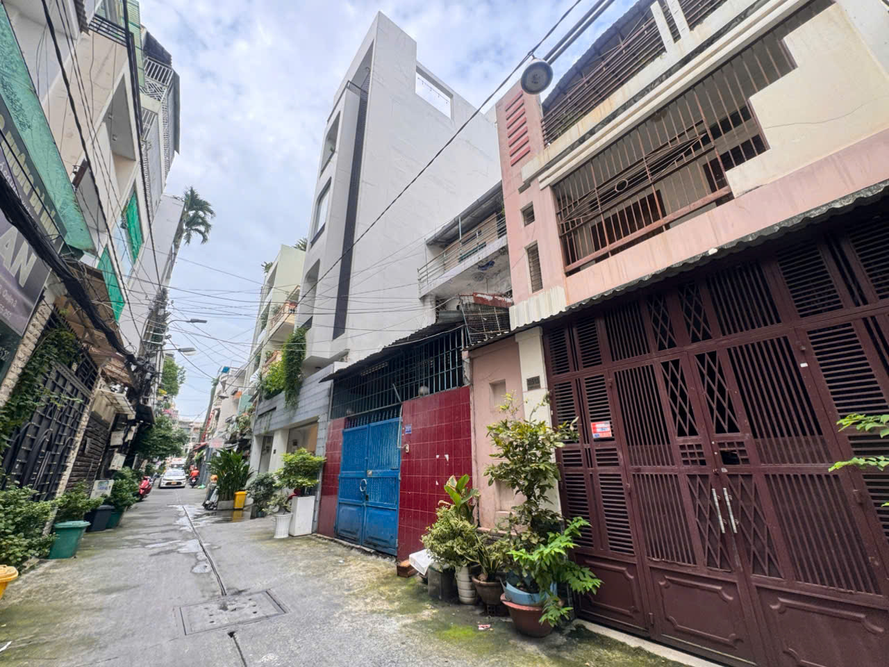 CHÍNH CHỦ BÁN NHÀ 3 TẦNG - XE HƠI NGỦ TRONG NHÀ Đ.LÊ VĂN SỸ, QUẬN 3 - NGANG ĐẸP 5,5M*15M -KHU VỰC 15996839
