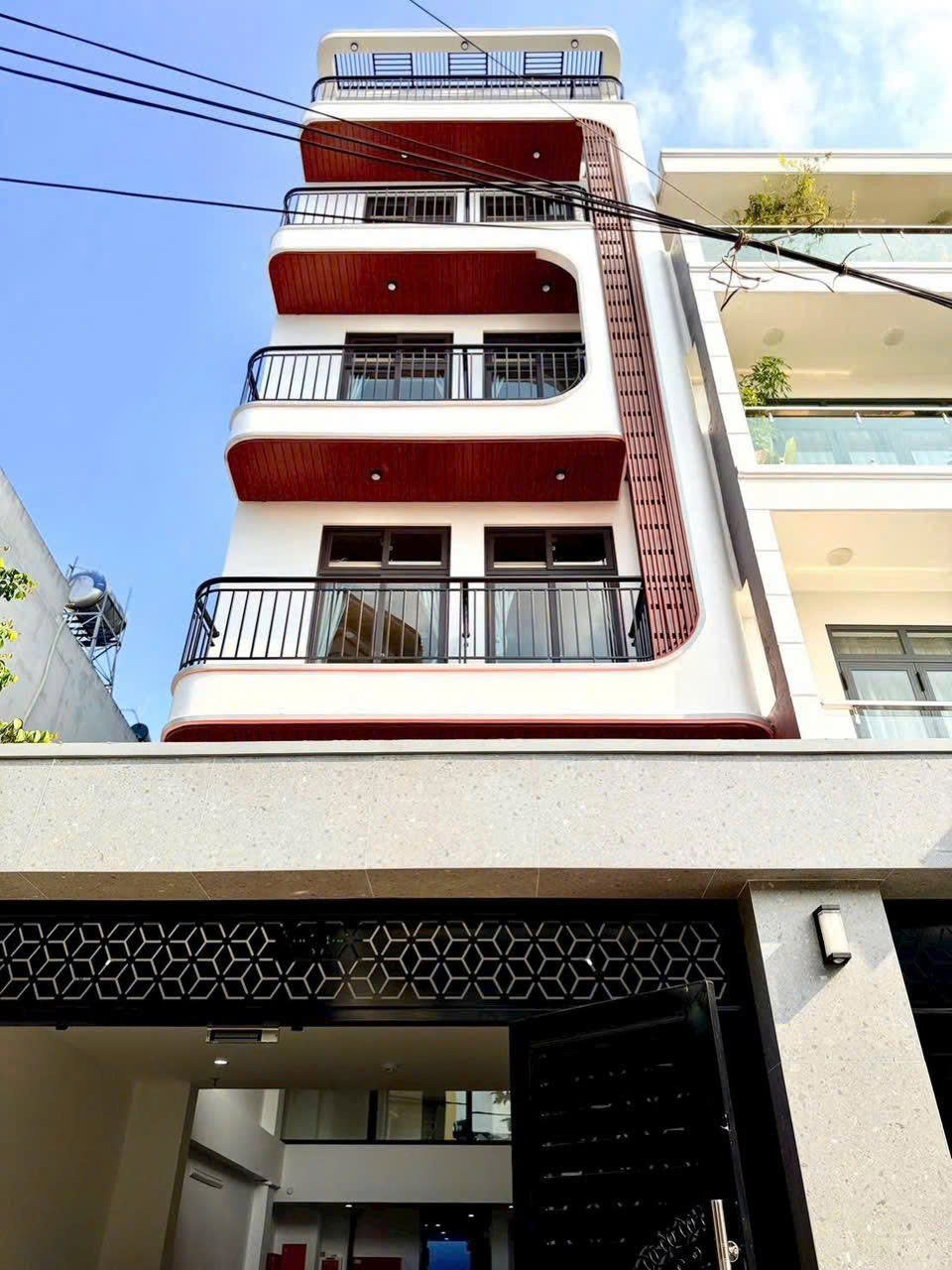 Bán Nhà  hẻm 6m Bùi Quang Là, 5,2x22m, 6 Tầng - 17 CHDV - HĐT Khoán 60 triệu, 18,6 Tỷ. 15996849