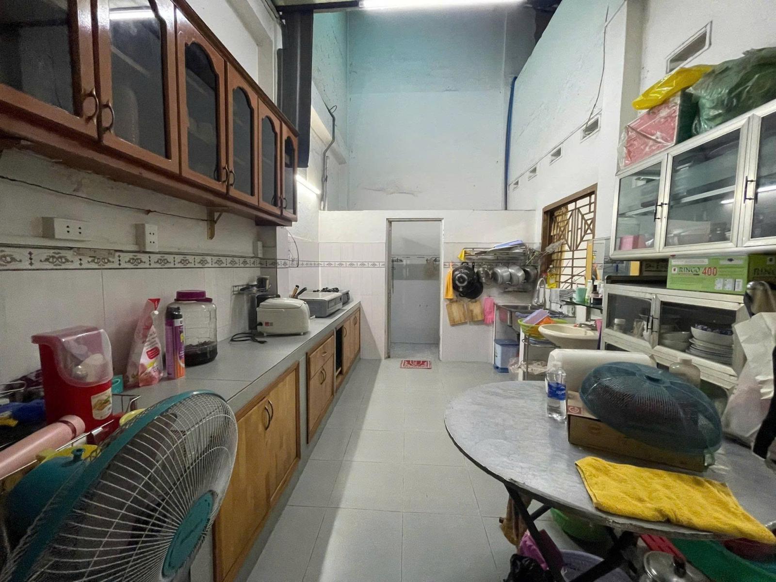 Bán nhà Mặt tiền Nghĩa Hòa -  gần Cách Mạng tháng 8, 12x12m, 2 Tầng cũ, 1 đời chủ, 15,9 tỷ. 15996850