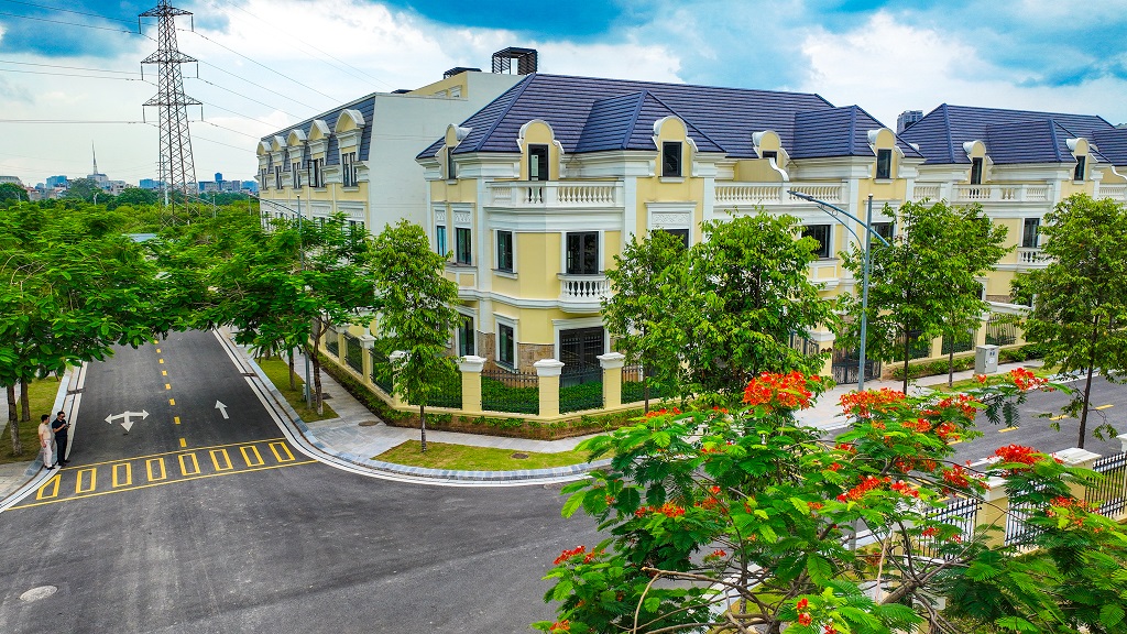 🔥 HÀNG HIẾM KHU TÂY HÀ NỘI – LIỀN KỀ, BIỆT THỰ SẴN BÀN GIAO, CƯ DÂN Ở ĐÔNG, TIỀM NĂNG TĂNG GIÁ RÕ 15996863