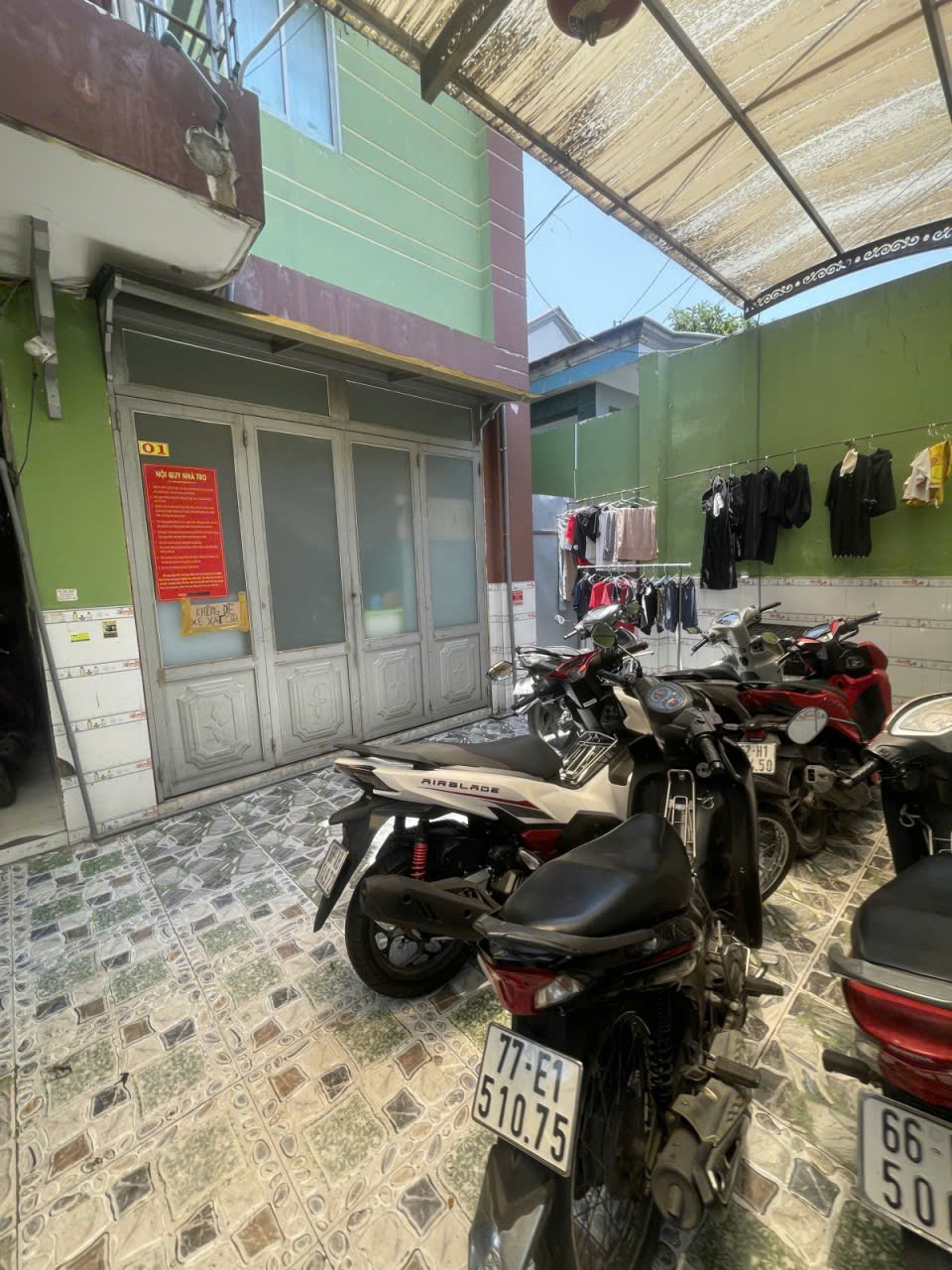 Bán dãy trọ Lê Trọng Tấn Tân Phú gần trường ĐH công thương 200m2-2Tầng Dòng tiền 80tr/th 15996865