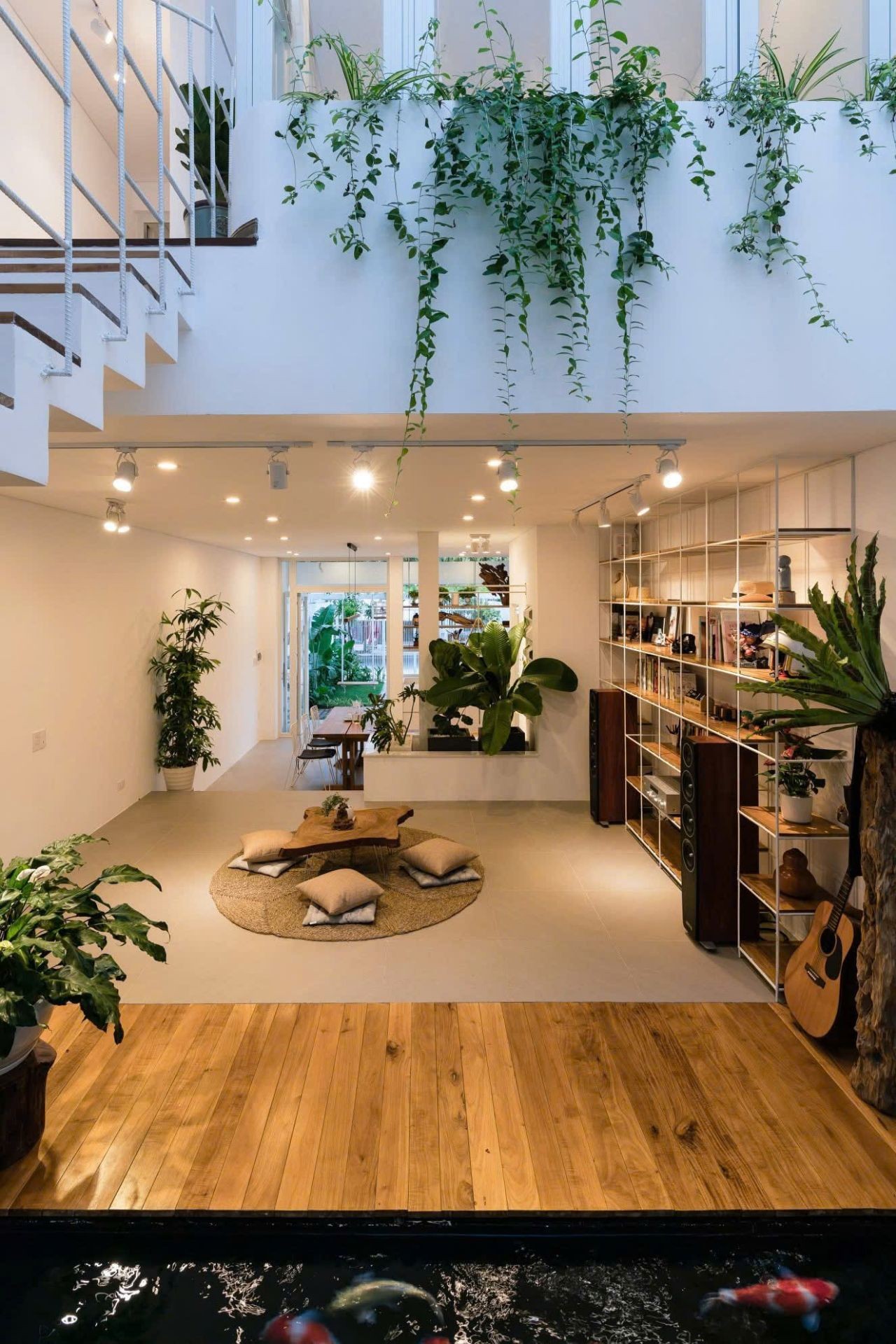 Bán nhà Hà Bồng Hòa Xuân 100m2 3 tầng đường 7m5 giá 9,7 tỷ 15996873