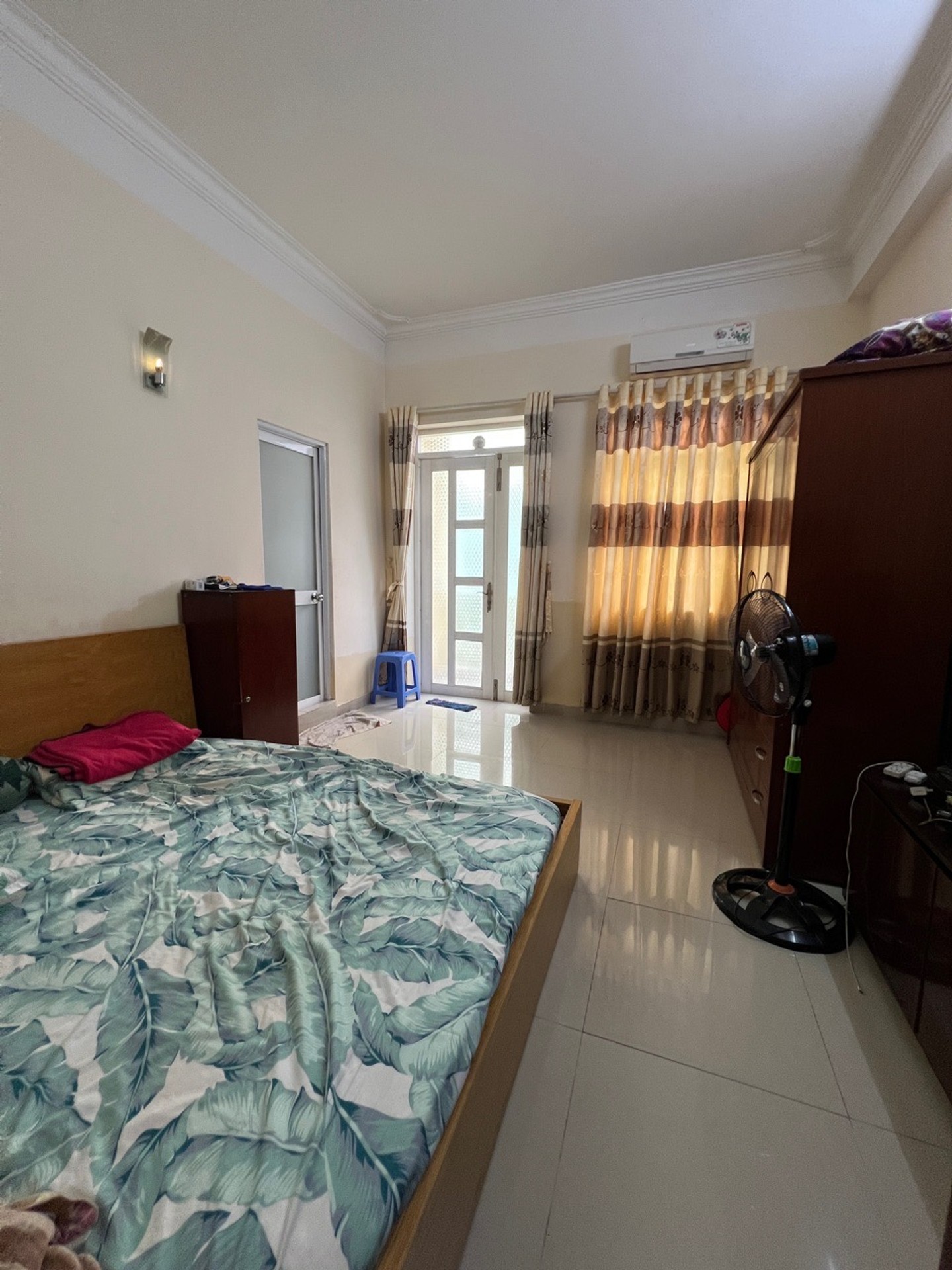 đường Tô Hiệu gần Hoà Bình, Luỹ Bán Bích, gần Đầm Sen, giáp Quận 11
 15996879