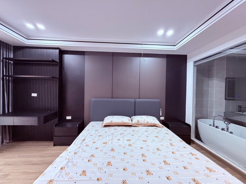 Bán nhà Chu Huy Mân,Phúc Đồng 6 tầng,45m oto đỗ gần nhỉnh 8 tỷ 15996887