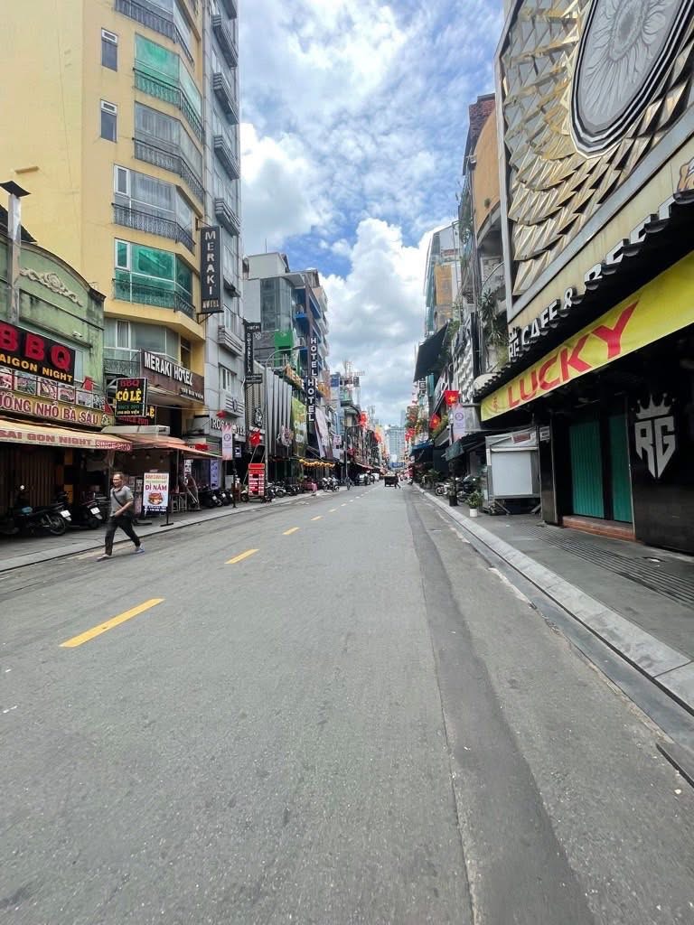 BÁN NHÀ QUẬN 1 - VỊ TRÍ VÀNG 15996930