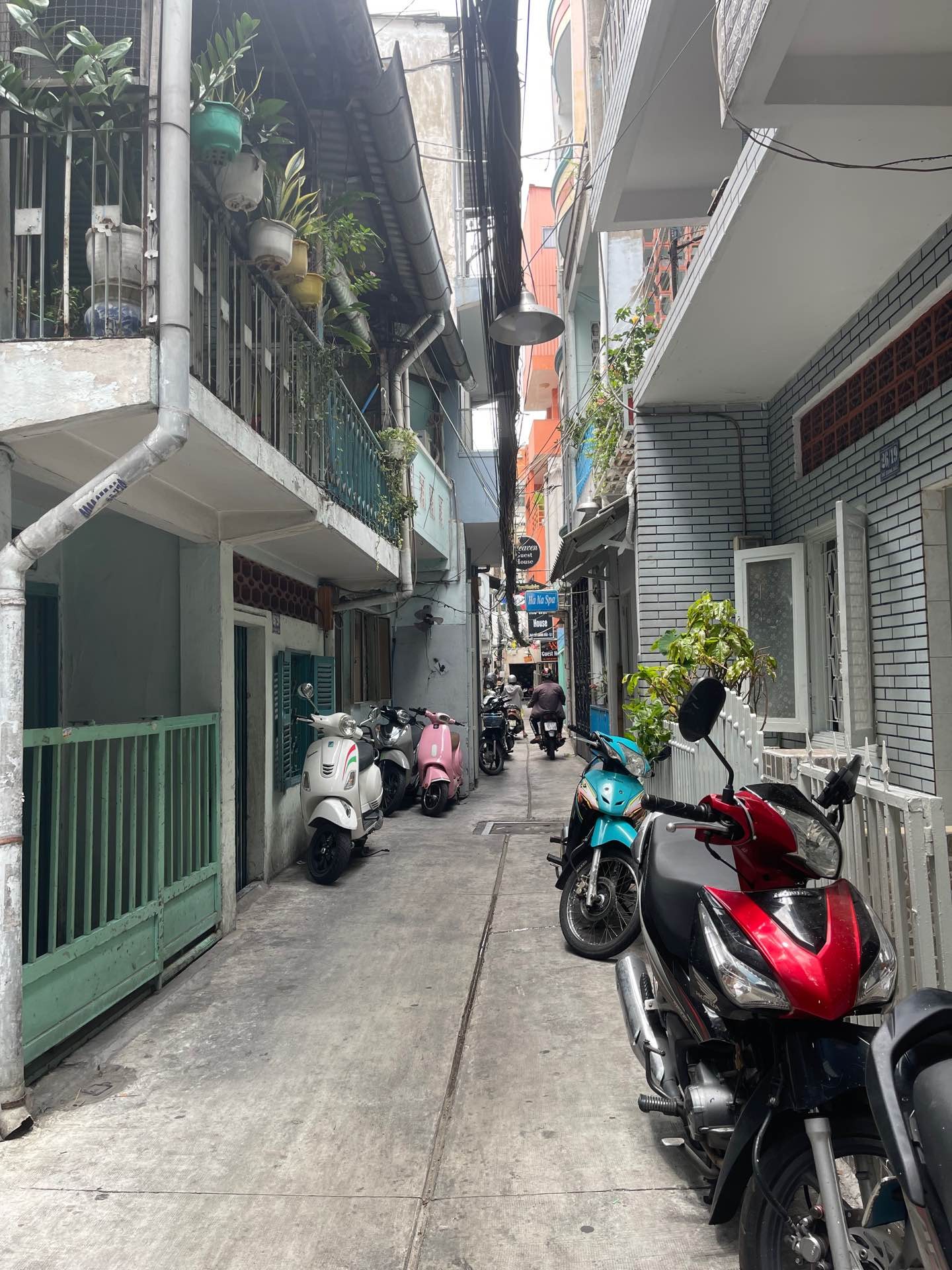 BÁN NHÀ TRUNG TÂM QUẬN 1 - KHU PHỐ TÂY 15996931