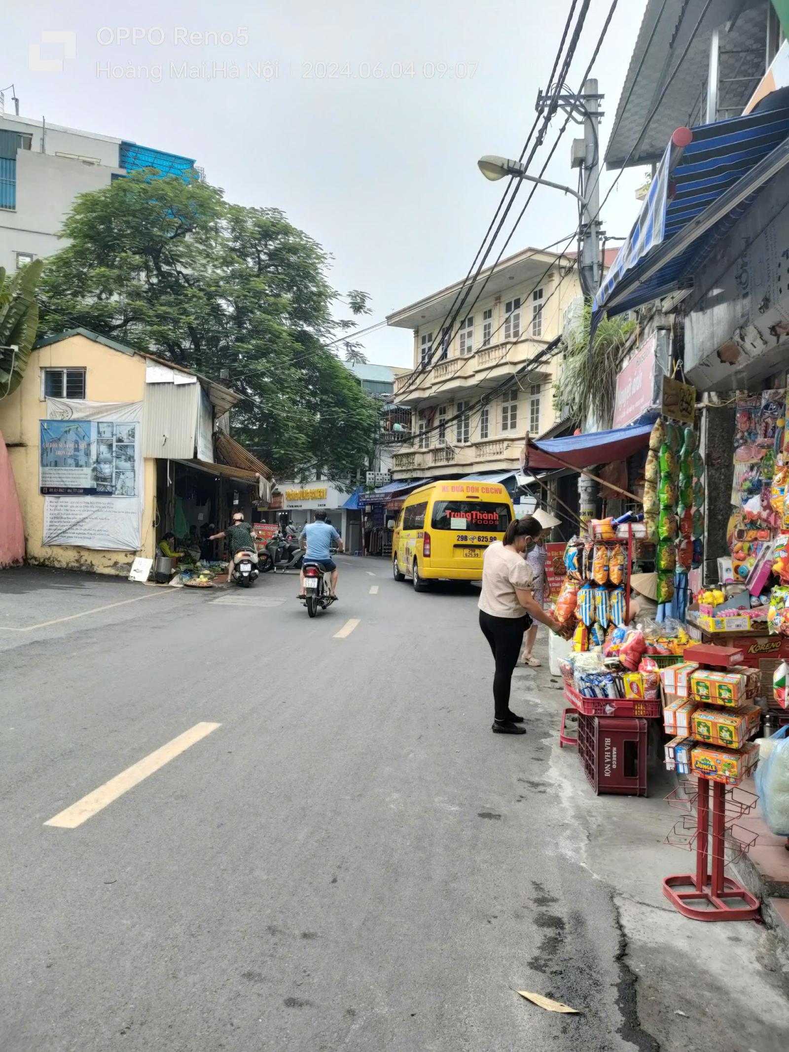 Cho thuê gấp giá rẻ căn hộ mặt phố Yên Phụ 120m, tầng 7, mặt tiền 6m, 20 tr/th Tây Hồ. 15996935