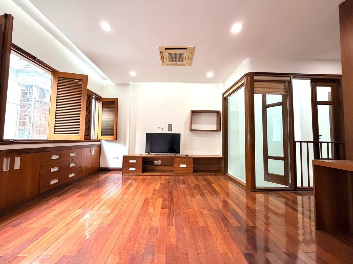 Bán Nhà Trần Duy Hưng. Cầu Giấy. Ô Tô. DT 56m2. MT 5m. 5 Tầng. Giá 36.7 Tỷ. 15996938