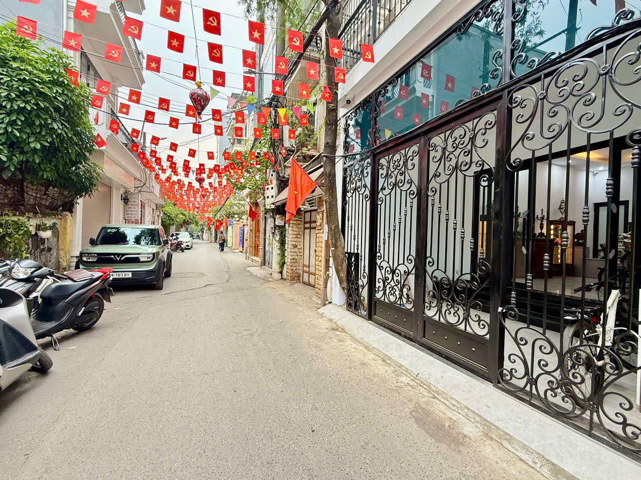 CHỈ 542 TRIỆU M CÓ NHÀ LIỄU GIAI 34 M 5 TẦNG THANG MÁY MT4.6M Ô TÔ TRÁNH KHU VIP GIÁ 25.5 TỶ 15996966