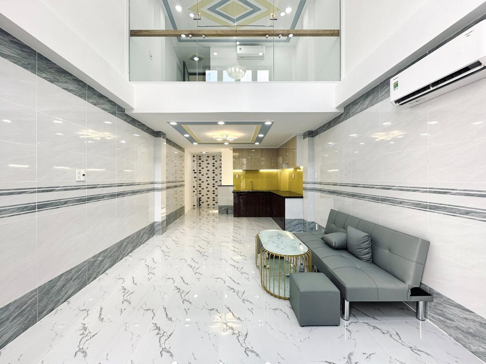 NHÀ DÂN XÂY,CẦU DIỄN,NGỌA LONG,T,MÁY,OTO ĐỖ CỔNG,DT:40mx6T,8TY 15997000