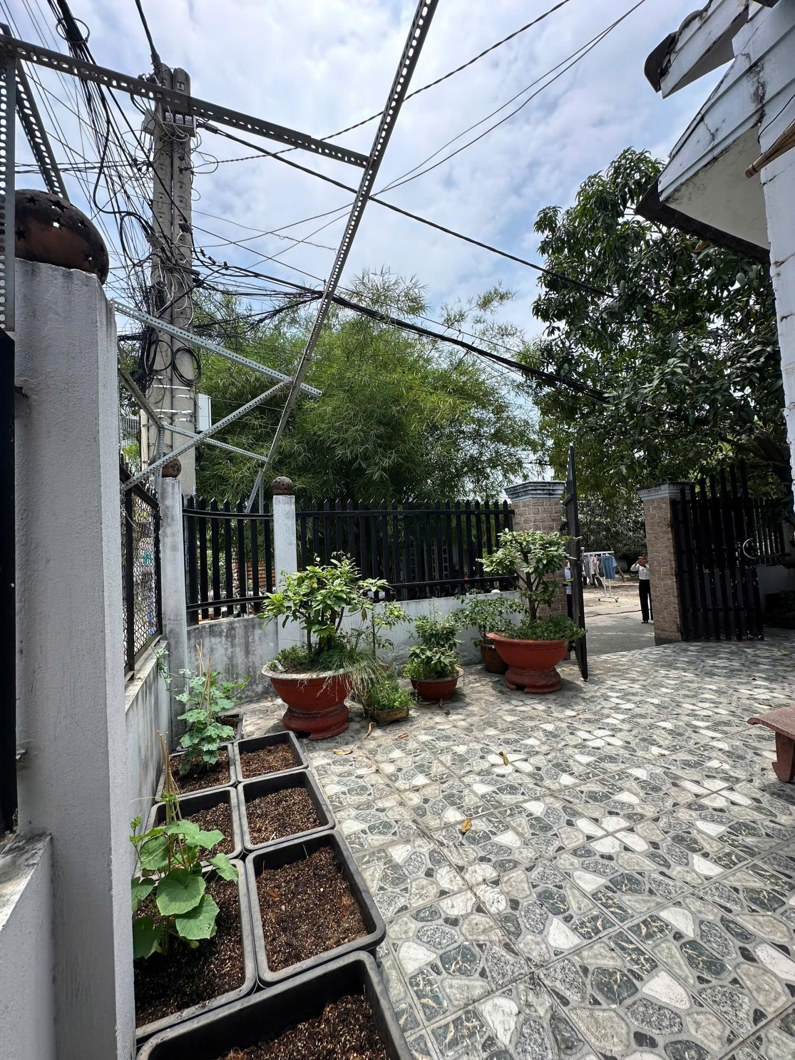 CHỈ 4 TỶ - LÔ GÓC 2 MẶT TIỀN - NGANG 8M - FULL THỔ CƯ, GẦN MẶT TIỀN BÙI CÔNG TRỪNG 15997009