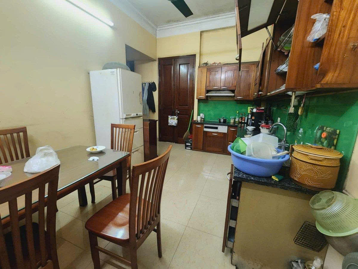 NGUYỄN ĐÌNH HOÀN – MỘT CĂN NHÀ NHỎ, NHƯNG GIÁ TRỊ KHÔNG HỀ NHỎ 15997015