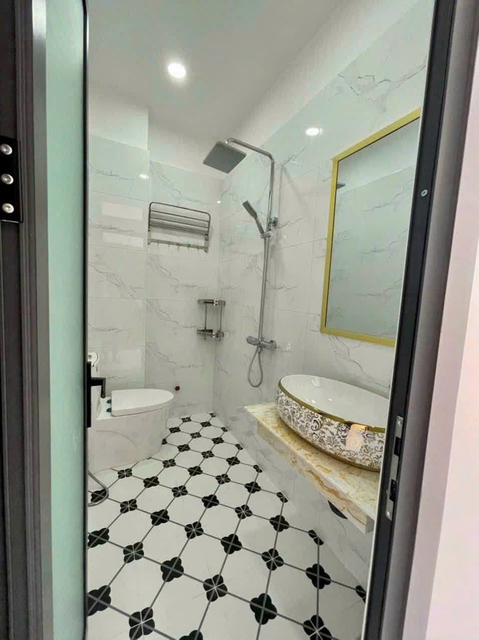 Nhà Phố 5 Tầng (4x16) Đường 6m Thông Trần Thị Năm (TCH10 cũ), Quận 12 Giá Rẻ 6.6 tỷ 15997066