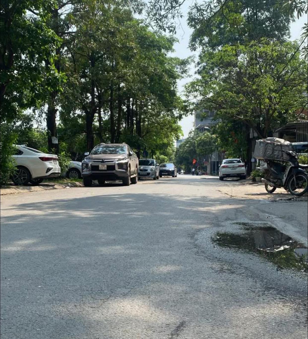 Trung tâm Đông Hội, Vin Cổ Loa, Đường Quốc Lộ 3 nhà mặt tiền 8m 15997086