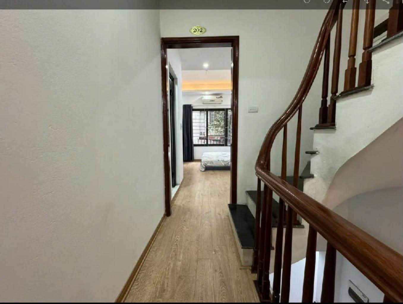 Trung tâm Đông Hội, Vin Cổ Loa, Đường Quốc Lộ 3 nhà mặt tiền 8m 15997086