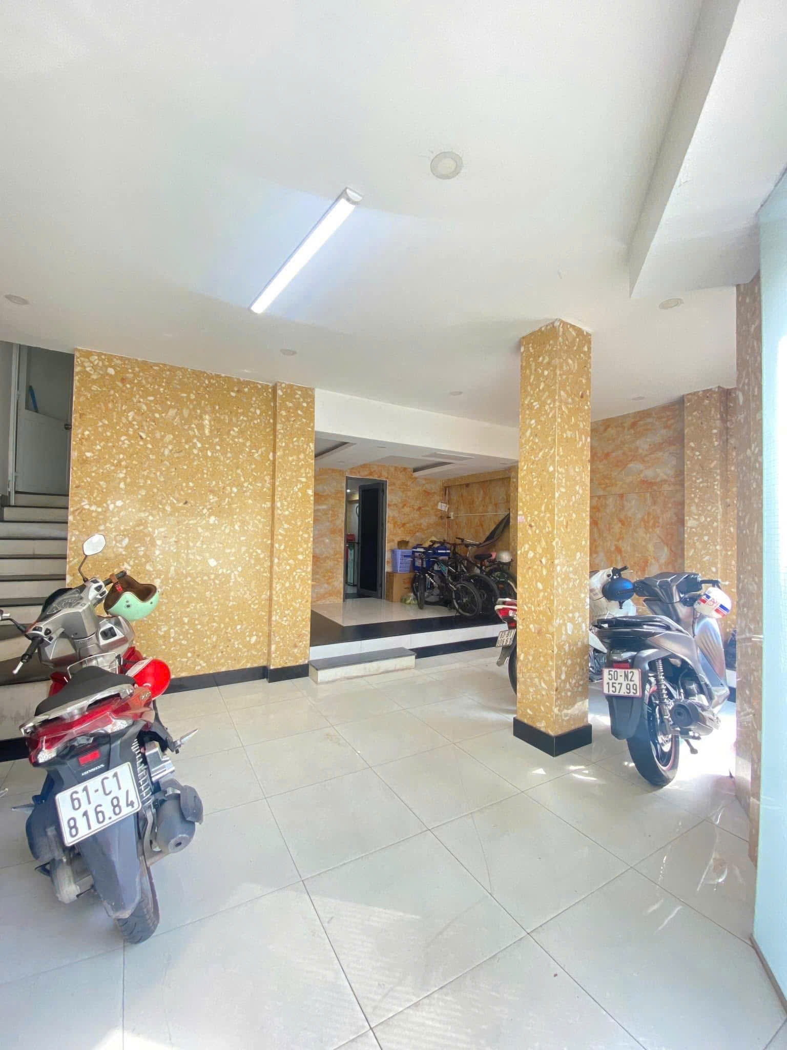 Bán Nhà Mặt tiền Hoàng Việt - giao Út Tịch, 6,2x16m, 6 Tầng - thang máy - 11 PN, chỉ 36,9 tỷ. 15997089