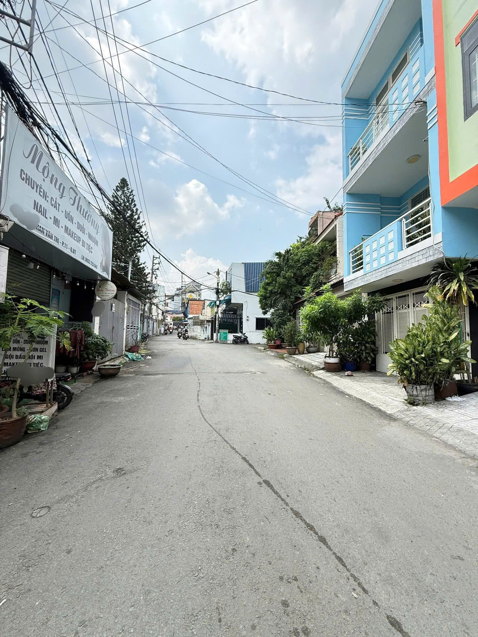 Bán nhà Hẻm 8m Phan Văn Trị ngay gần Phạm Văn Đồng, 4,7x20m, 2 Tầng, Chỉ 11 tỷ. 15997091