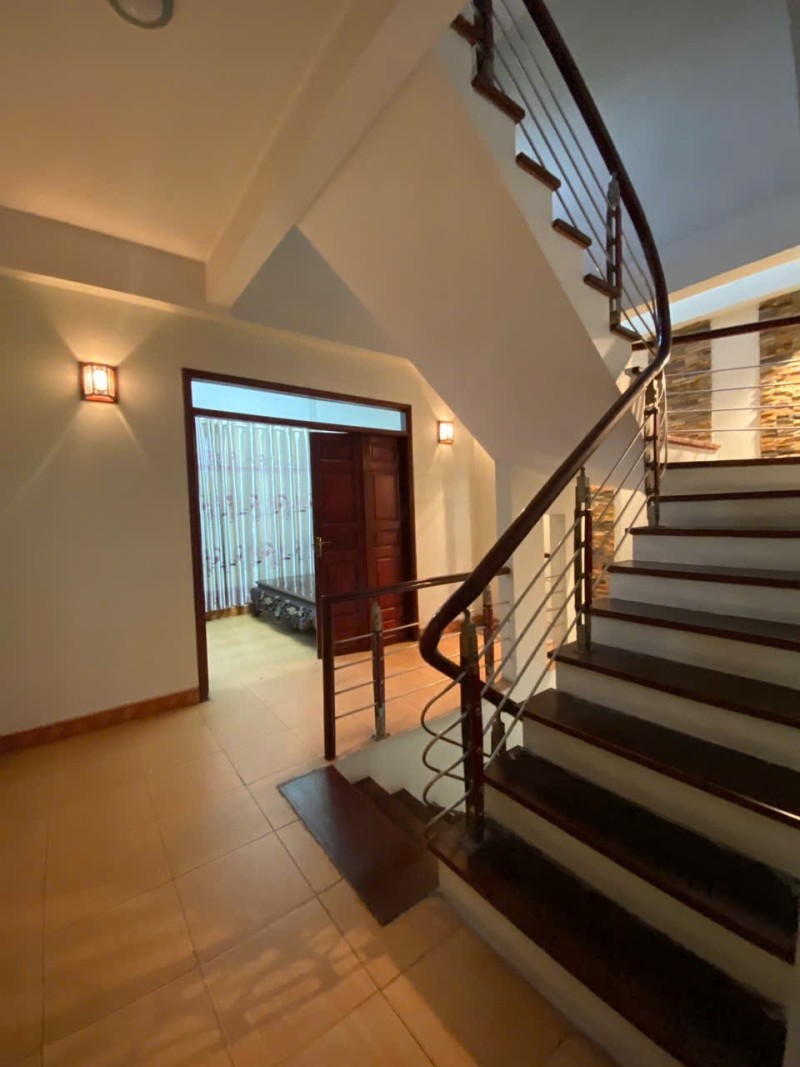 NGỌC LÂM – DIỆN TÍCH RỘNG 80M² – 4 TẦNG – VIEW CÔNG VIÊN – GIÁ 15.9 TỶ 15997109