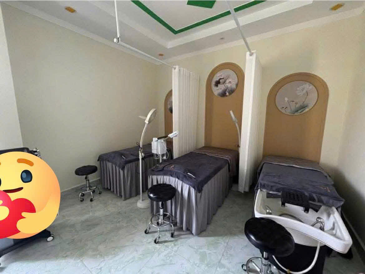 Sang nhượng mặt bằng Nail - Gội tại DT743A Dĩ An, Bình Dương 15997124