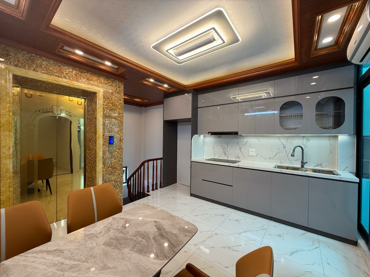 SIÊU PHẨM ĐỐNG ĐA - 6 TẦNG THANG MÁY - NGÕ THÔNG - NHỈNH 10 TỶ 

 15997142