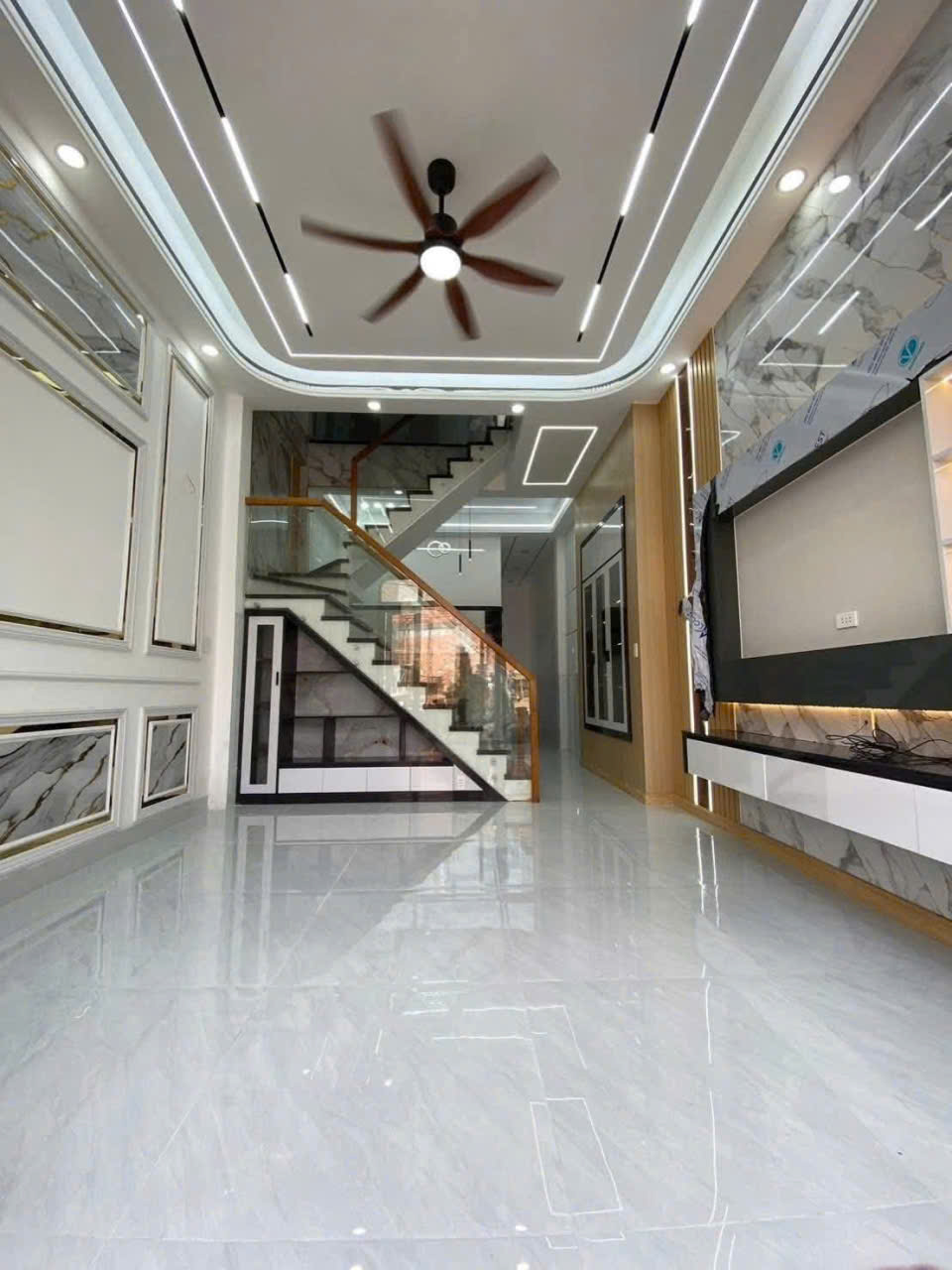 BÁN NHÀ ĐẸP - GIÁ TỐT - Đường bê tông 5m, cách nhựa 30m - Gần chợ, trường học, Đại học FPT 15997151