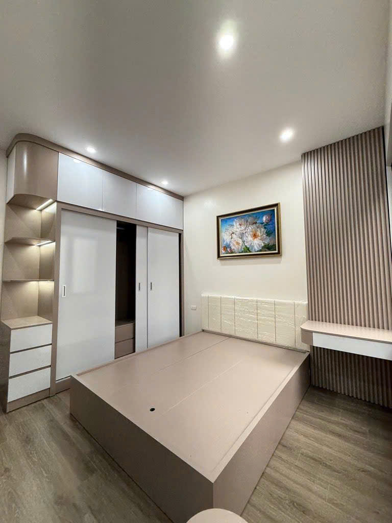 Hàng hiếm !!!! Nhà thượng thanh 44m2. 5 tầng dân xây - ô tô đỗ tận cửa - giá chỉ hơn 6 tỷ 15997198