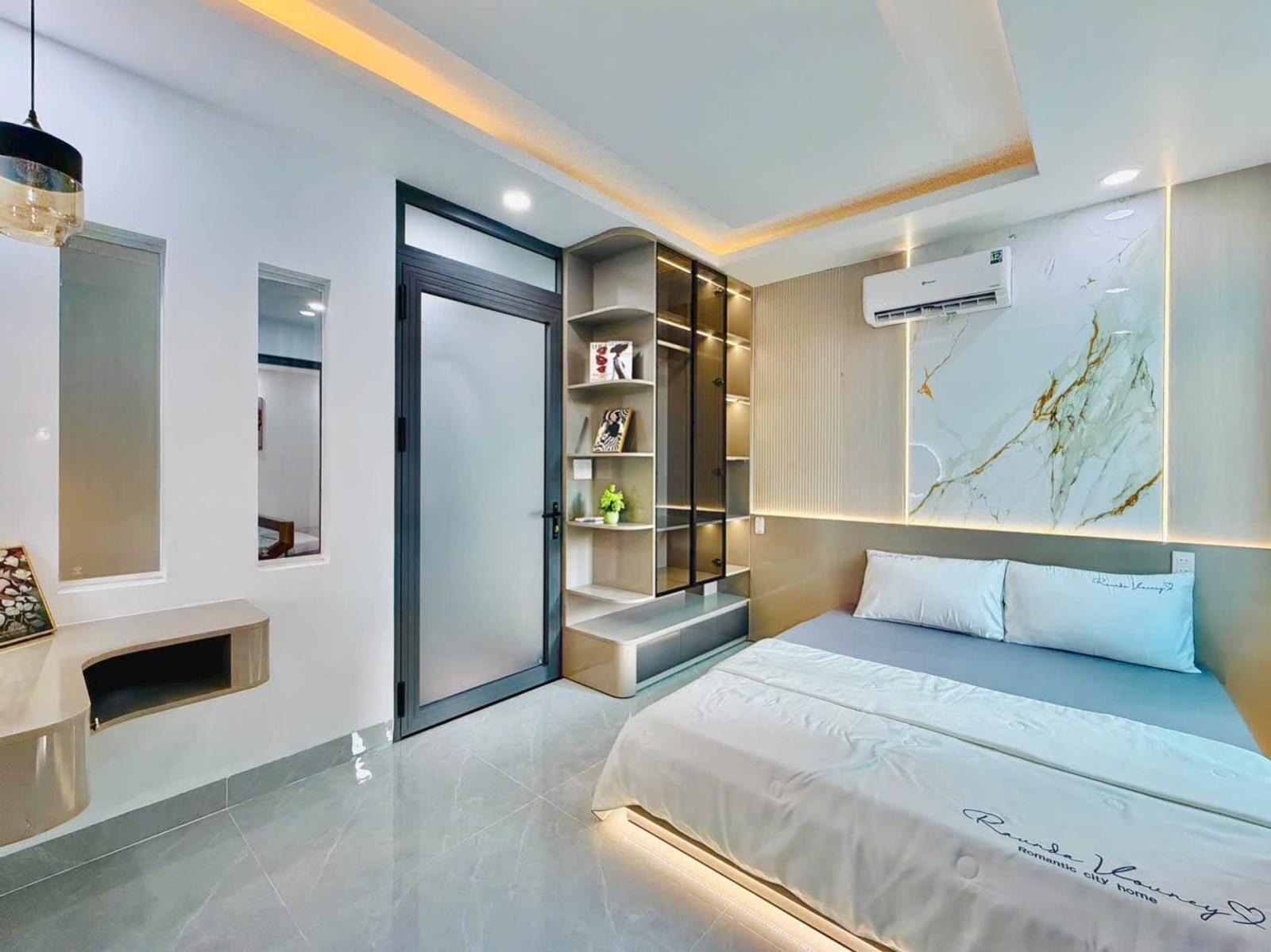 🚘 7 CHỔ NGỦ TRONG NHÀ - 3 TẦNG LẦU - (43m2) VUÔNG A4 - NGUYỄN VĂN KHỐI - TRUNG TÂM GÒ VẤP - 6.x 15997204