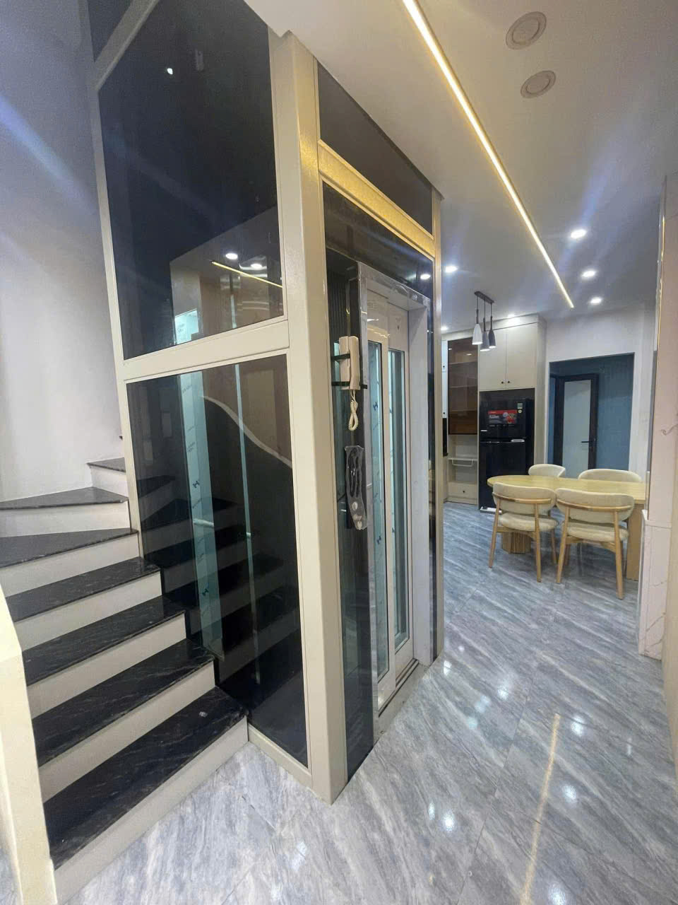 CỰC HIẾM NGỌC THỤY – THANG MÁY – FULL NỘI THẤT – GIÁ CHƯA PHẢN ÁNH ĐÚNG GIÁ TRỊ 15997228