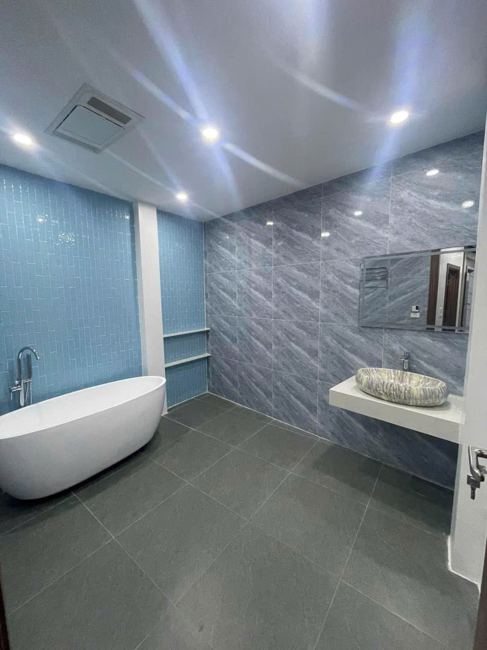 CỰC HIẾM NGỌC THỤY – THANG MÁY – FULL NỘI THẤT – GIÁ CHƯA PHẢN ÁNH ĐÚNG GIÁ TRỊ 15997228