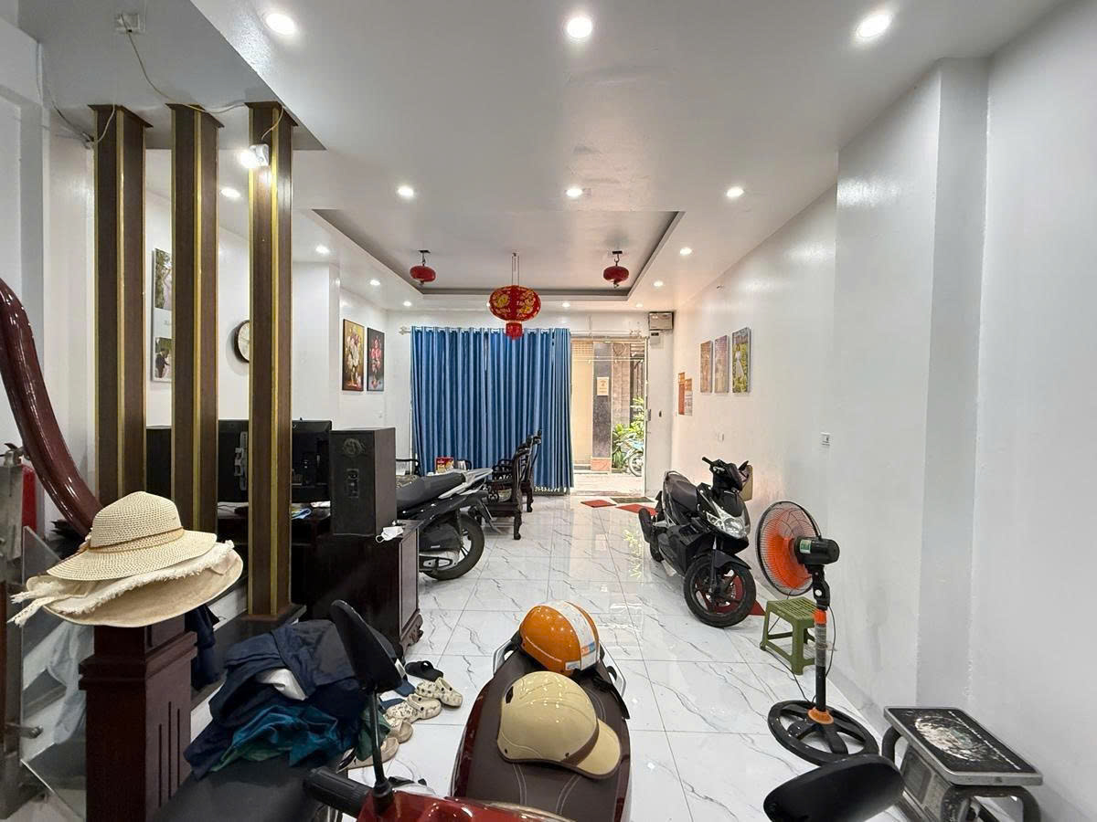 PHỐ TRỊNH CÔNG SƠN – MỘT TỌA ĐỘ SỐNG CÓ “TẦNG” 15997251