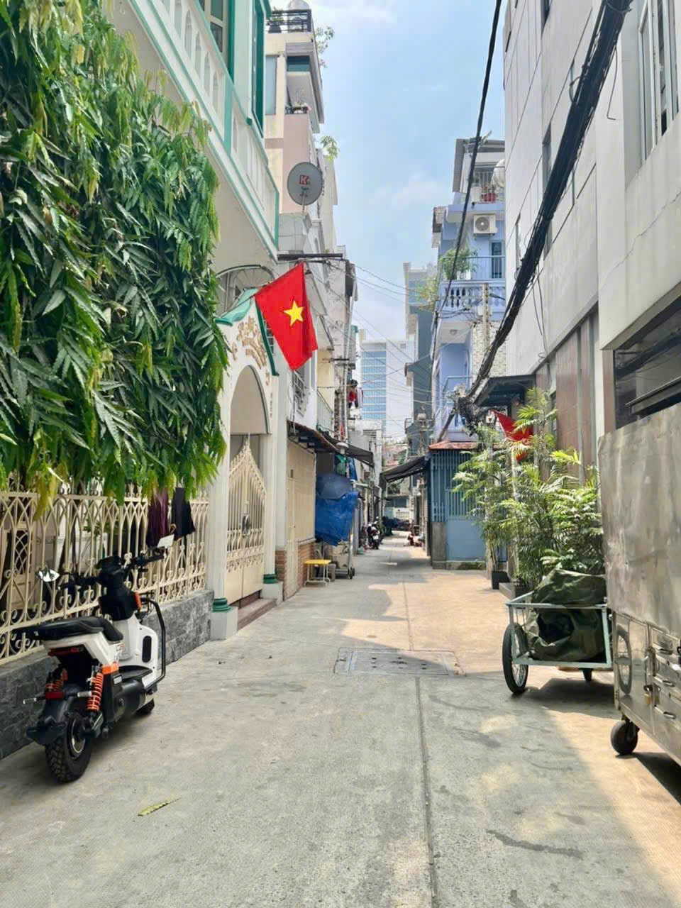NHÀ Q10 – HẺM XE HƠI – SÁT MẶT TIỀN CMT8  15997269