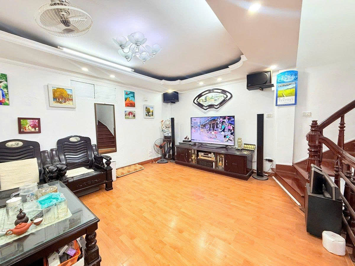 LẠC LONG QUÂN – SÁT HỒ TÂY – KHÔNG GIAN SỐNG ĐÁNG GIÁ TRONG TẦM TIỀN 15997280