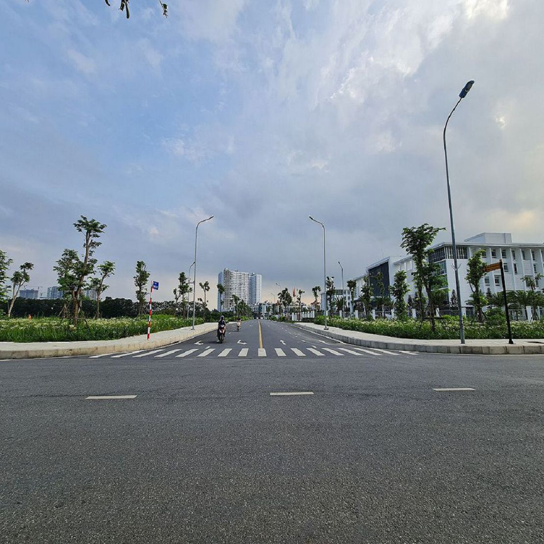 🏡 Bán nhà 5 tầng 1 tum, thang máy, ô tô tránh tại Việt Hưng, Long Biên, Hà Nội. Lh 0989894845 15997294