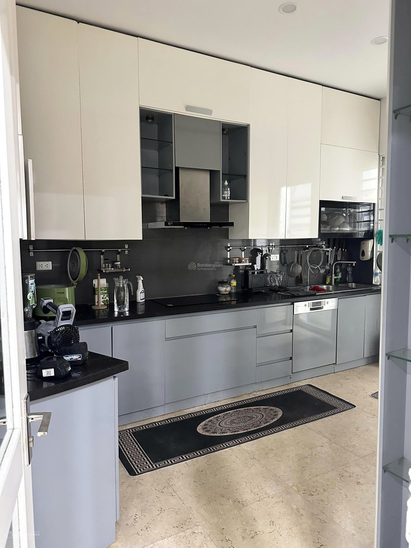 BÁN NHÀ XUÂN LA LẠC LONG QUÂN, GẦN PHỐ, NGÕ RỘNG, 115M, CHỈ 24.5 TỶ 15997310