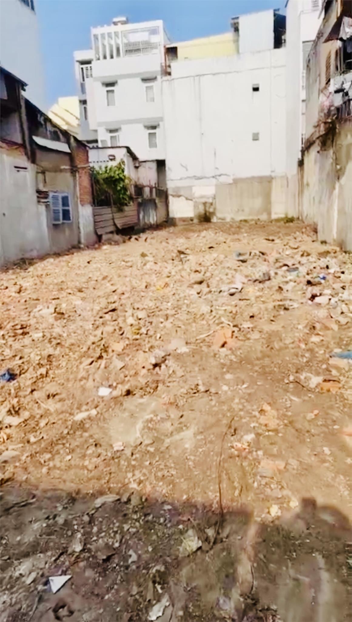 GẦN SÂN BAY, GẤP BÁN, CHÍNH CHỦ BÁN ĐẤT MẶT TIỀN NGUYỄN KIỆM, HẠ CHÀO 7 TỶ, DT 365M2. 15997313