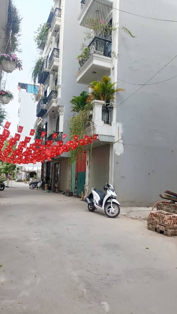 Hai mặt tiền Ngọc Thụy 9 tỷ ô tô kinh doanh cho thuê phù hợp 15997324