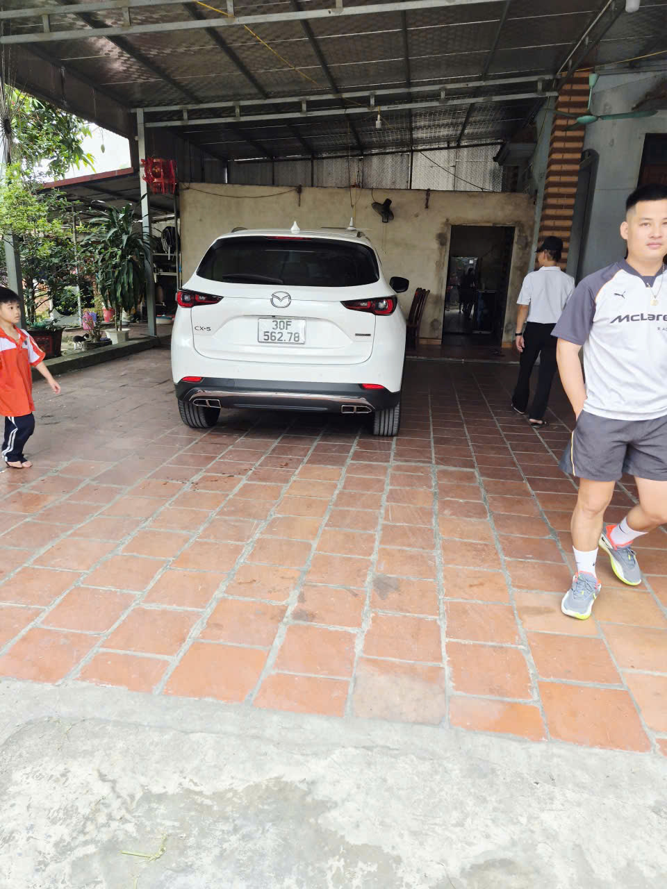 CÂN BÁN NHÀ  ĐẤT TẠI THANH HUỆ ĐỨC HÒA CŨ  , DT 138 M NHÀ RÀNH CHO 1 GIA ĐÌNH 5-7 NGƯỜI Ở 15997326