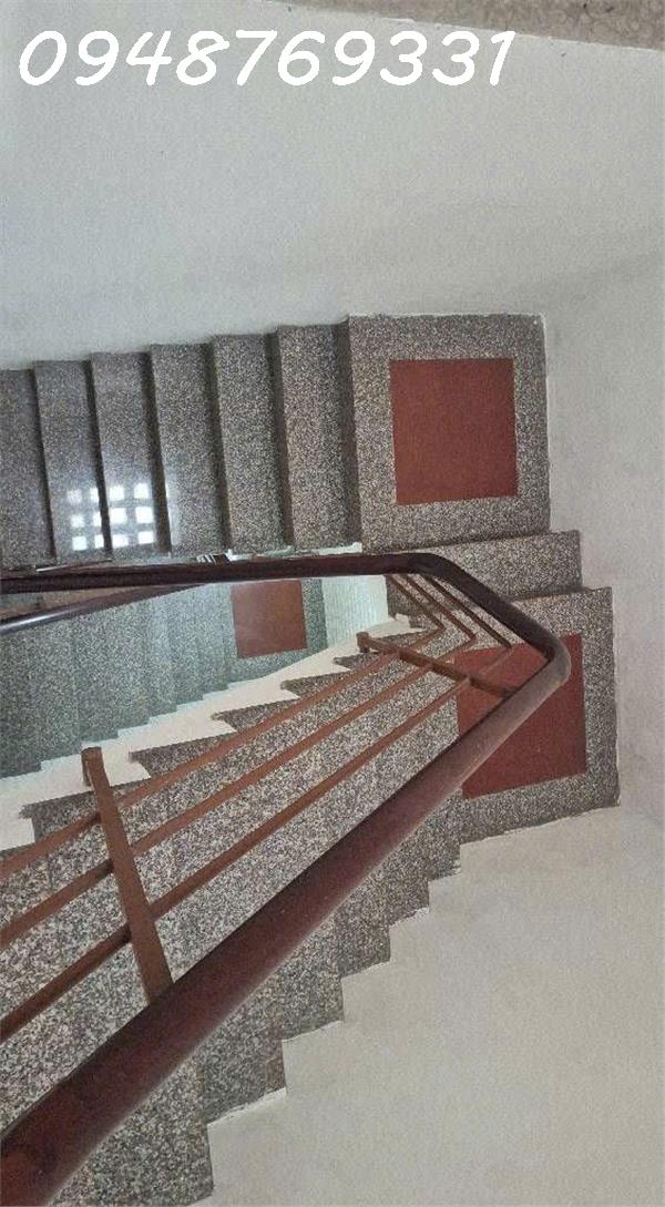 BÁN NHÀ LÔ GÓC 2 MT TRƯỚC SAU – VIEW CÔNG VIÊN CAO LỖ -NHỈNH 13 TỶ -0948769331 15997404