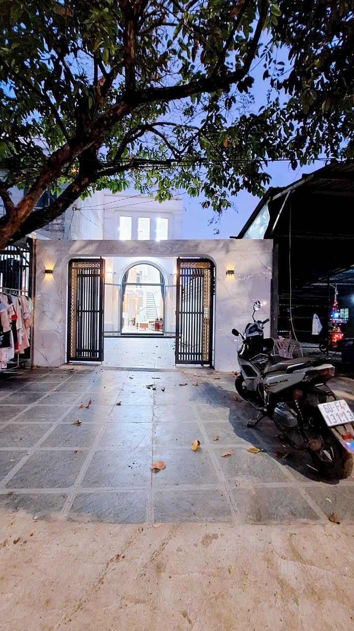 CHÍNH CHỦ CẦN BÁN NHÀ Mặt Tiền Kinh Doanh, Đường Nguyễn Thị Tôn, Phường Bửu Hòa, TP.Biên Hòa, Tỉnh 15997446