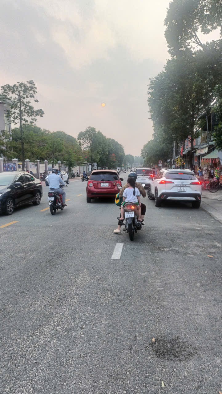 NHÀ  ĐẸP – GIÁ TỐT  – CHÍNH CHỦ CẦN BÁN GẤP NHÀ Tại Phường MỸ Phước, Thị xã Bến Cát, Bình Dương 15997453